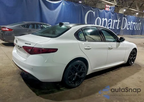 2019 Alfa Romeo Giulia z USA, uszkodzony, nr VIN ZARFANAN9K7619887